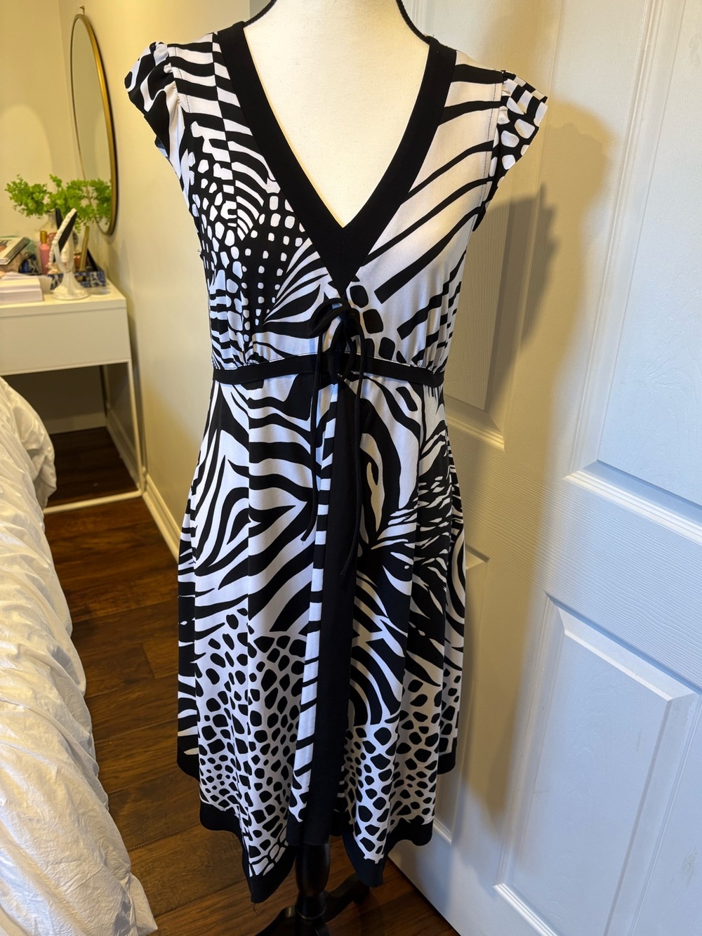 Frank Lyman Animal Print Zebra Leopard Midi Dress Black White 10
